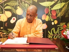 सिंगापुर दौरे के पहले ही दिन यूपी की बड़ी छलांग, ₹20,000 करोड़ के निवेश समझौतों पर मुहर