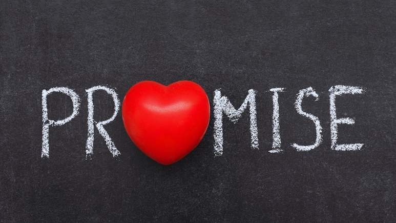 Promise Day 2026 : मित्र, प्रियकर, नवरा नंतर...; यंदाच्या प्रॉमिस डे स्वत:ला द्या ही 5 वचनं!
