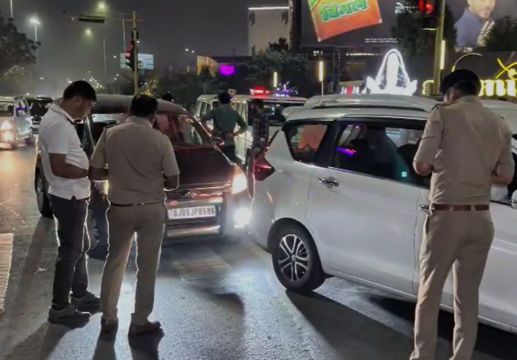 आंखें चौंधियाईं तो कटेगा चालान: वाहनों में हाई एलईडी के खिलाफ सूरत में महाभियान, चंद मिनटों में 3 लाख का जुर्म