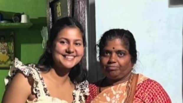 Viral Video: Karnataka Woman Serves Fresh, Homemade Food To Wandering Tourists At Night