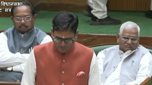 CG Budget 2026-27: साय सरकार के खजाने से युवाओं को क्या मिला? मेडिकल कॉलेज और एजुकेशन सिटी बनाने तक, जानें बड़े एलान