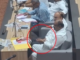 Amravati News: अमरावती महापालिकेत स्वच्छतेवर चर्चा, अन् विरोधी पक्षनेत्यांनी सभागृहातच मळली तंबाखू, पाहा VIDEO