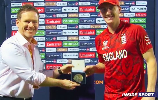 ENG vs PAK: हार के साथ ही पाकिस्तान घोर संकट में,  सेमीफाइनल में पहुंचेगा पड़ोसी? जानें यहां से क्या है रास्ता