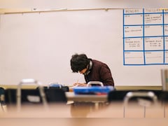 UP Board Exam 2026: यूपी बोर्ड छात्रों के लिए बड़ी खुशखबरी, प्रैक्टिकल परीक्षा की तारीख बढ़ी, नोट कर लें नई डेट