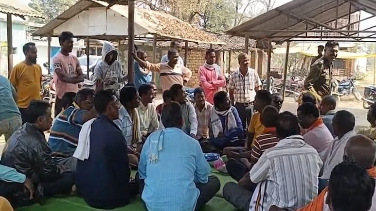 Chhattisgarh News: अंतिम संस्कार से पहले 4 परिवारों के 14 लोगों की घर वापसी, कांकेर में धर्मांतरण का पर्दाफाश