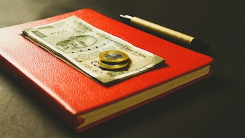 Dividend Stocks: Apollo Hospitals, IIFL Capital, Kirloskar Ferrous Industries, Aarti Pharmalabs  — Last Day To Buy Shares To Qualify