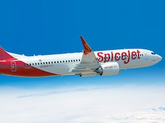 दिल्ली एयरपोर्ट पर स्पाइसजेट के विमान की इमरजेंसी लैंडिंग, 150 यात्री थे सवार