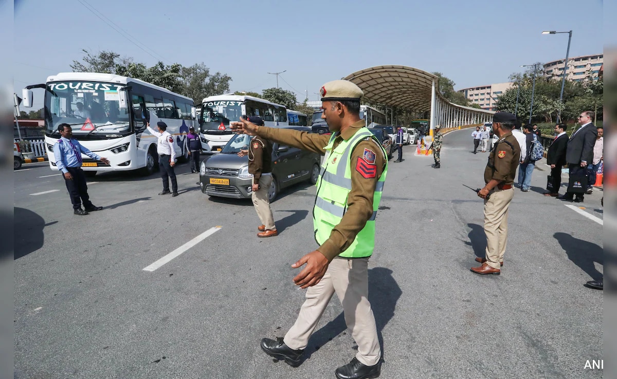Traffic Curbs In Delhi On Last Day Of AI Summit, Check Routes To Avoid