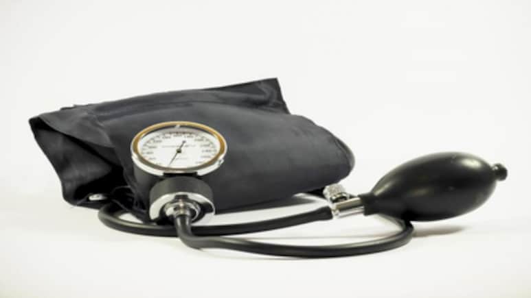 हाइपरटेंशन को दें इन आसान आदतों से मात, जानें हाइपरटेंशन के प्रमुख कारण और इससे बचने के उपाय