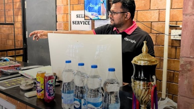 कॉर्पोरेट की नौकरी छोड़ शुरू किया फालूदा शॉप, 6 साल में बना दिया इंटरनेशनल ब्रांड, बताया कितना आया खर्च