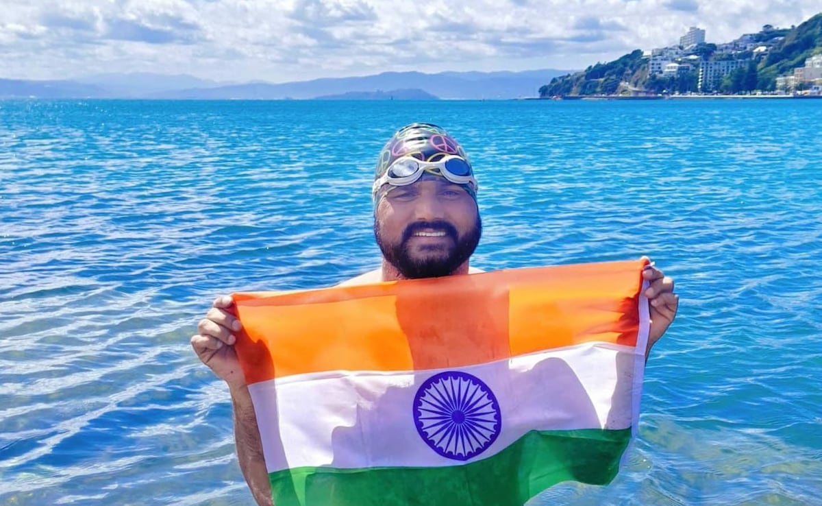Madhya Pradesh Para-Swimmer Satendra Singh Lohiya Becomes First Asian To Cross Cook Strait