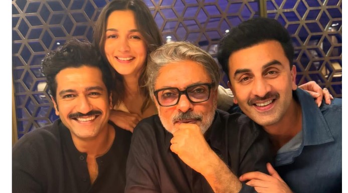 &lsquo;लव एंड वॉर&rsquo; पर संजय लीला भंसाली का बड़ा संकेत, आलिया-रणबीर की मूवी में होगा बहुत कुछ खास, जो बॉलीवुड में अब तक नहीं देखा गया