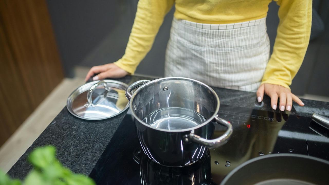Induction Cooktop Power Settings Explained: A Complete Guide To Every Heat Level.