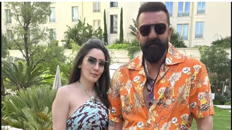 संजय दत्त प्यार से पत्नी मान्यता को बुलाते हैं मॉम, फोटो शेयर कर बोले- 18 साल से चट्टान की तरह खड़ी रहीं