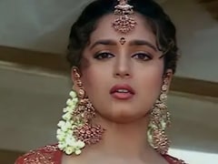 जब 19 साल की माधुरी दीक्षित को तिरछी नजरों से देख रहे थे अनिल कपूर और जैकी श्रॉफ, एक्ट्रेस बोली मैं नई थी तो...