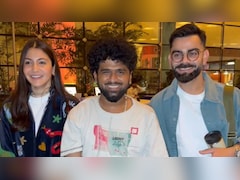 Watch: Virat Kohli Cracks Up After Anushka Sharma's Funny <i>'Shaadi</i>' Comment To Paps At Mumbai Airport