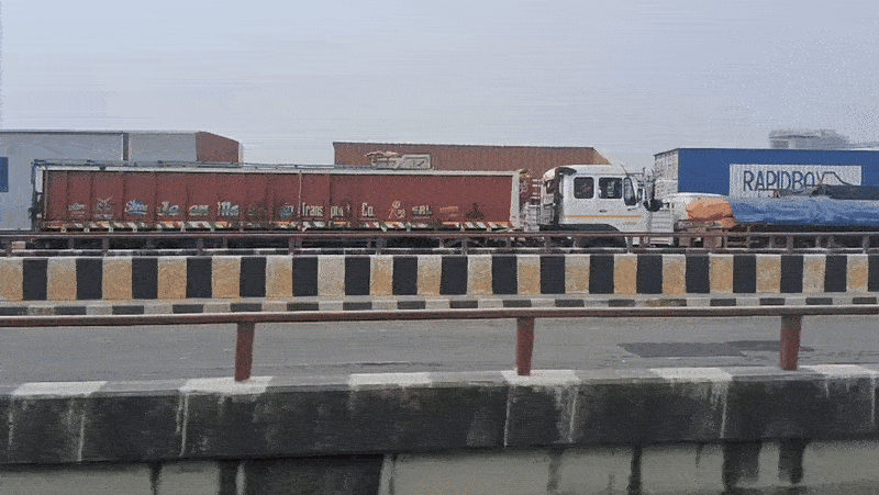 दिल्ली-कोलकाता को जोड़ने वाले NH-19 पर 48 घंटे से महाजाम, 25 किलोमीटर तक थमे पहिए, भूख-प्यास लोगों का बुरा हाल