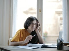 What Is Functional Fatigue? 5 Signs And Symptoms To Watch Out For