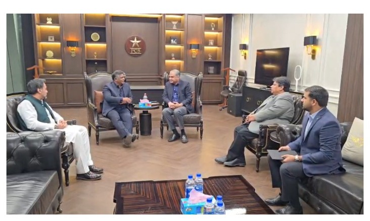 IND vs PAK: भारत-पाक मैच के लिए गद्दाफी स्टेडियम में चल रही है मीटिंग, जगी खुशखबरी आने की उम्मीद