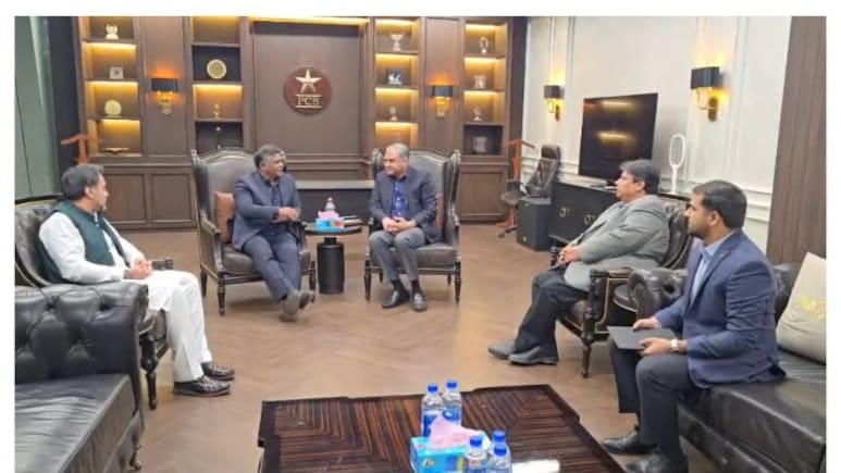 IND vs PAK: भारत-पाक मैच के लिए गद्दाफी स्टेडियम में चल रही है मीटिंग, जगी खुशखबरी आने की उम्मीद