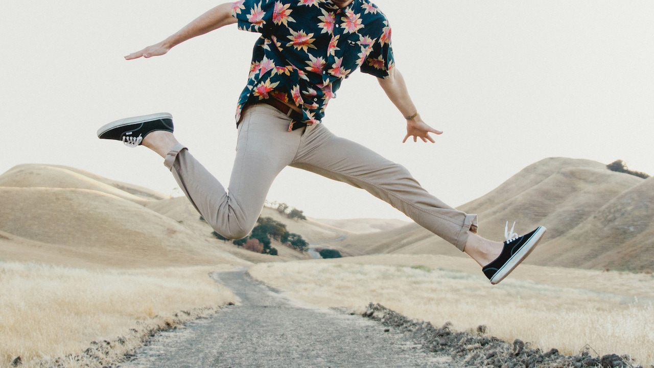 Chinos Colour Guide: Here Are The Top Smart Shades That Make Every Outfit Look Sharp.