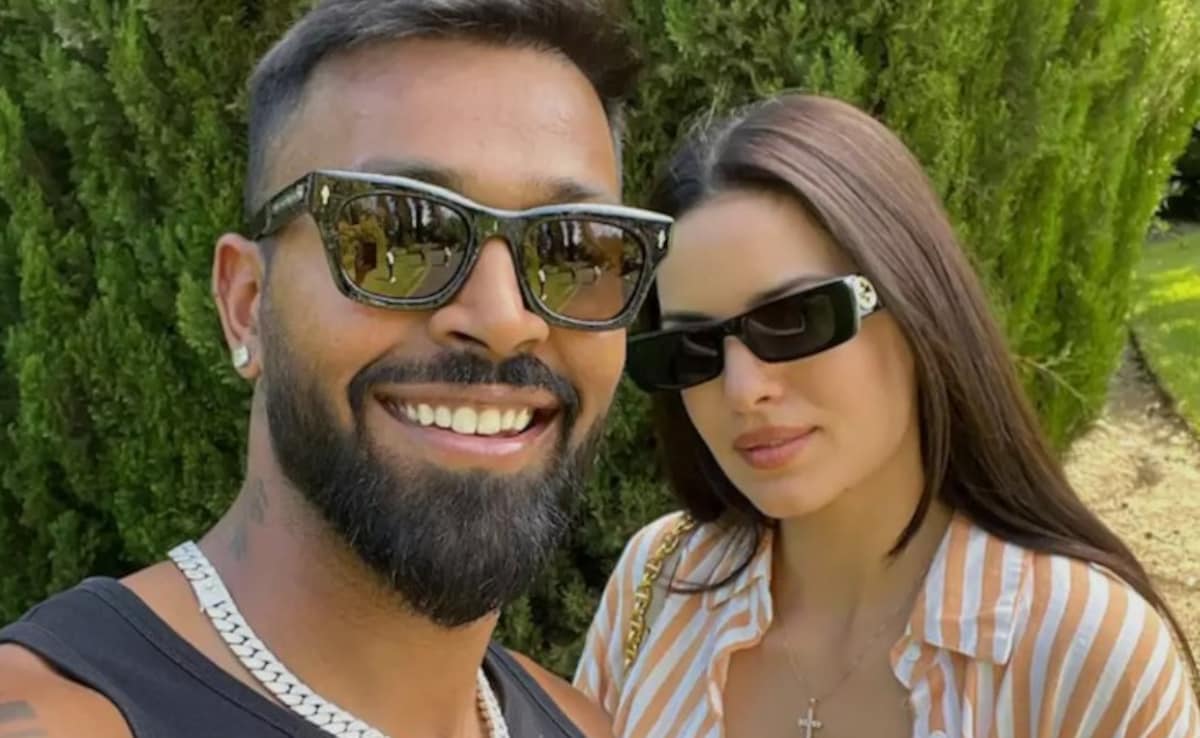 हार्दिक पंड्या ने तलाक के 19 महीने बाद एक्स वाइफ नताशा स्तांकोविक को दी 4 करोड़ की कार! जानें क्या है सच