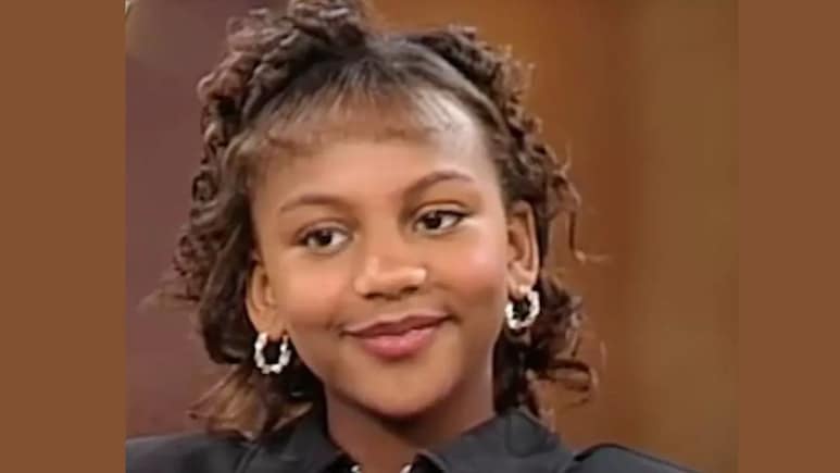 इंग्लिश के हजार अल्फाबेट से बना है इस लड़की का नाम, 2 फीट लंबा है बर्थ सर्टिफिकेट, बन गया अनोखा वर्ल्ड रिकॉर्ड