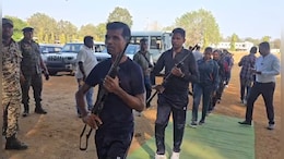 अमित शाह के कदम रखने से पहले 51 खूंखार नक्सलियों का सरेंडर,  डेढ़ करोड़ से ज्&zwj;यादा का रखा था इनाम