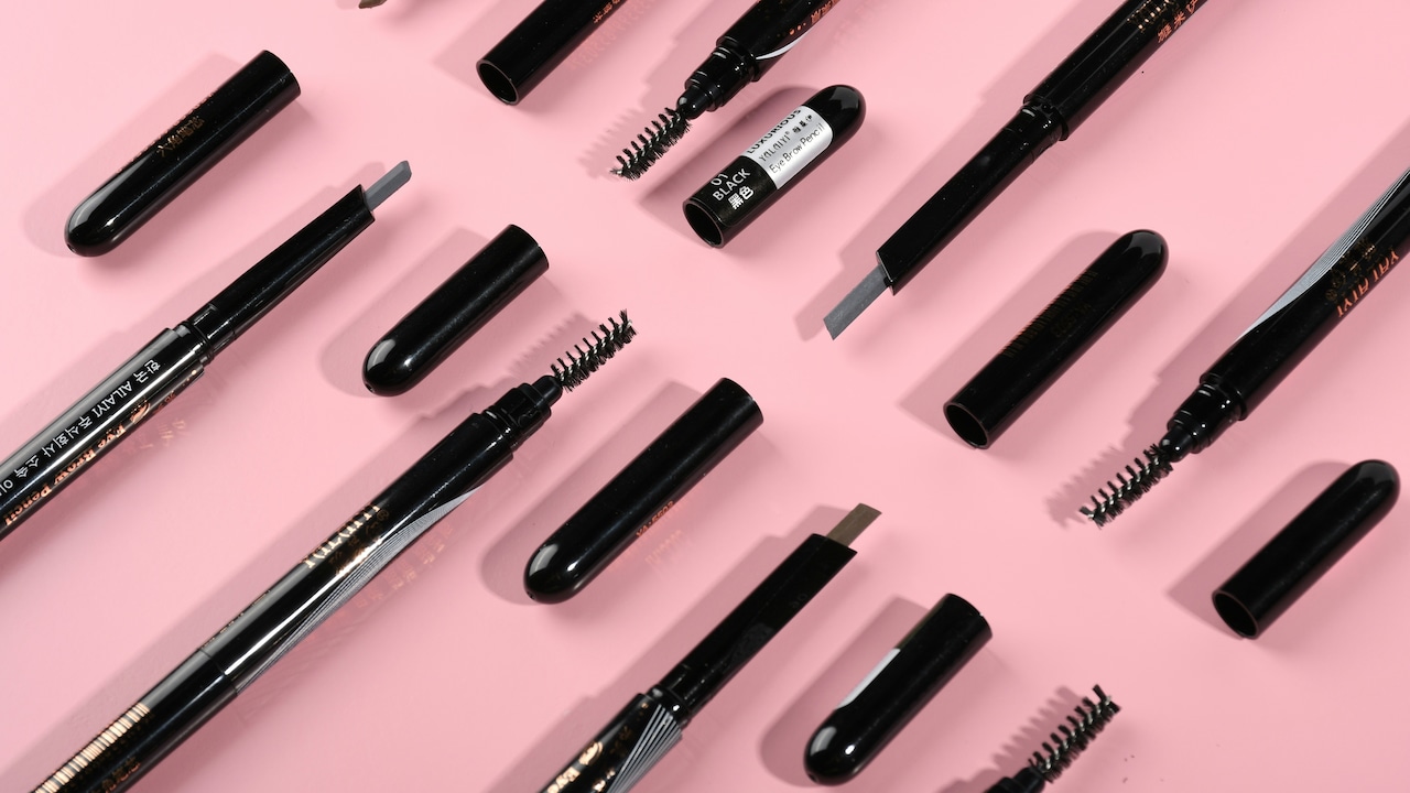 Brow Pencil Vs Brow Gel: Which Is Better For Sparse, Patchy Brows? Brow Pencil Vs Brow Gel: Which Is Better For Sparse, Patchy Brows?