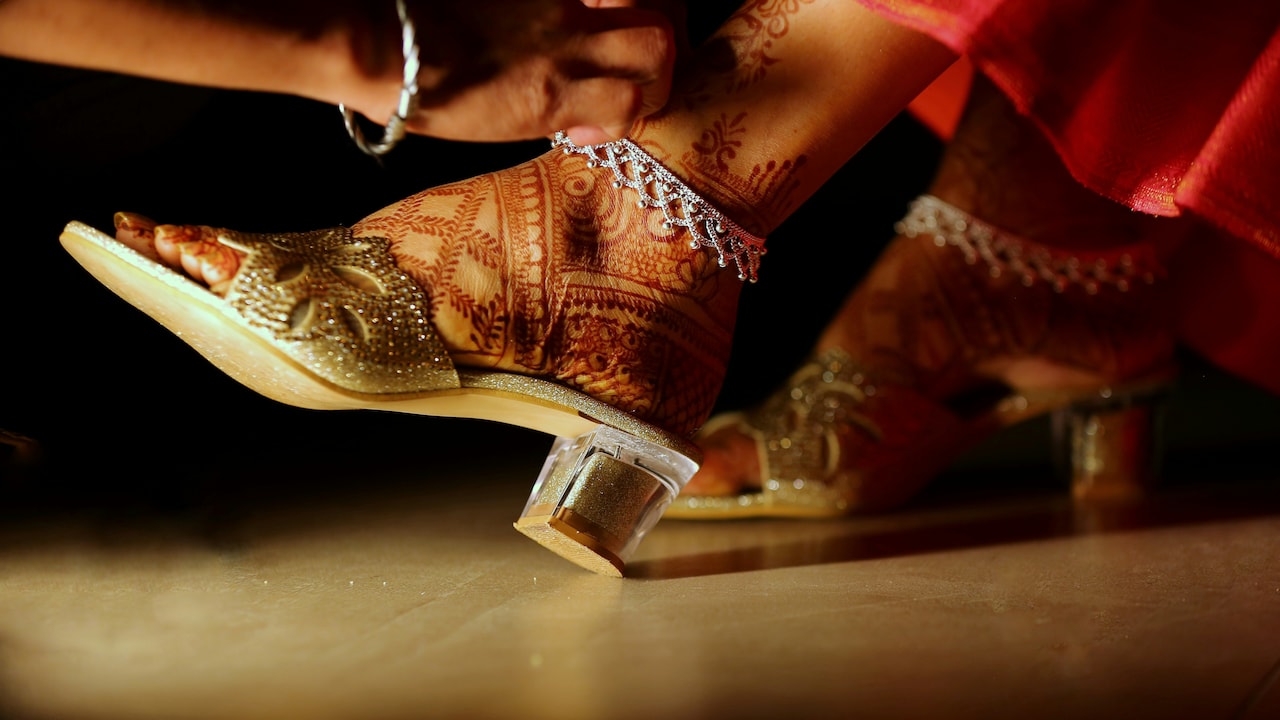 How to Choose Comfortable Wedding Shoes If You Dont Wear Heels How to Choose Comfortable Wedding Shoes If You Dont Wear Heels