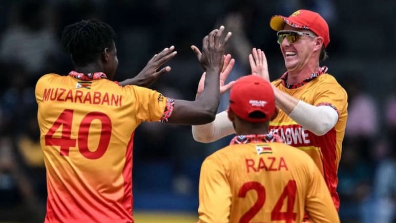 T20 World Cup 2026 : झिम्बाब्वेचा ऑस्ट्रेलियावर ऐतिहासिक विजय, माजी विजेत्यांचं स्पर्धेतील आव्हान धोक्यात!
