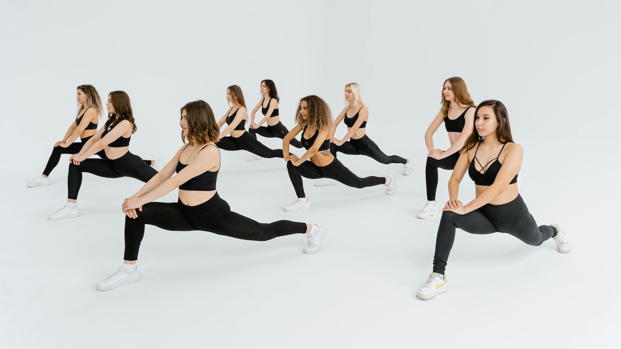 How To Choose Leggings That Aren't See-Through: A Simple Buying Guide How To Choose Leggings That Aren't See-Through: A Simple Buying Guide