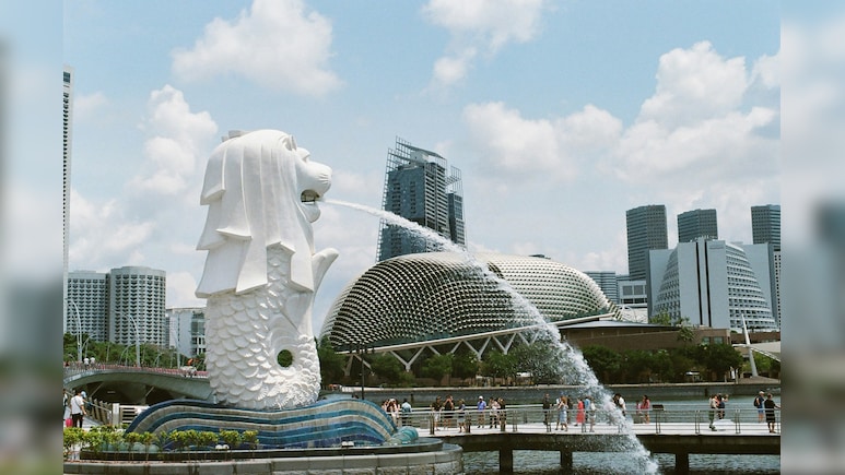 Singapore's Growth Model Faces Test Amid Global Trade Challenges