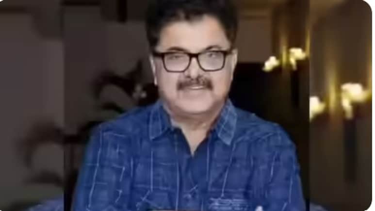 'जनता की भावना से खिलवाड़', पाकिस्तान-भारत मैच पर भड़के फिल्म निर्माता अशोक पंडित