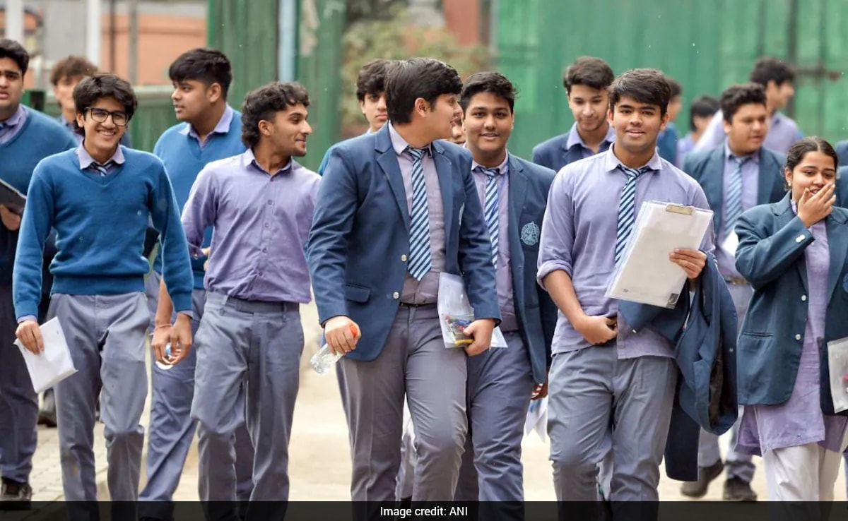 CBSE 10th Board Result 2026: डिजीलॉकर से ऐसे चेक कर सकेंगे 10वीं का रिजल्ट, आज ही डाउनलोड करके रख लें