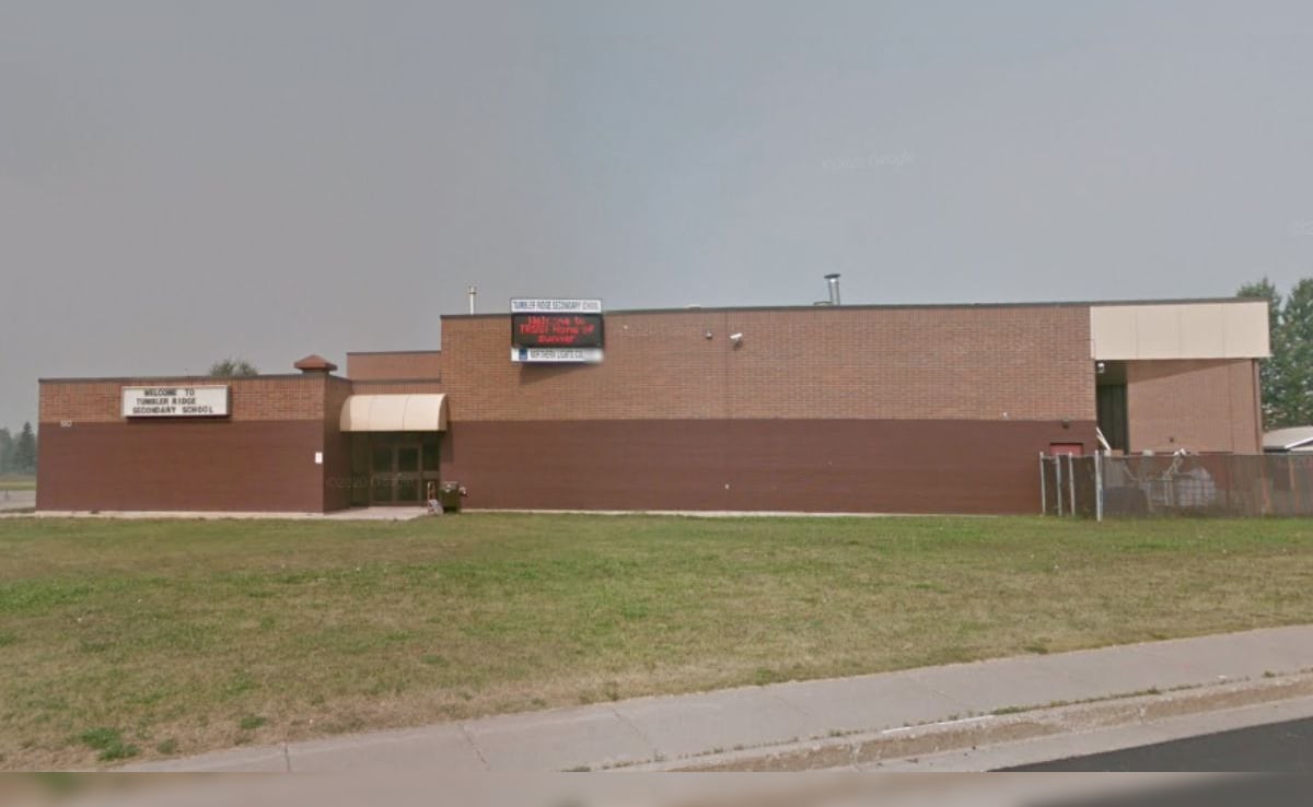 10 Including Woman Suspect Killed In Canada School Shooting, 25 Injured