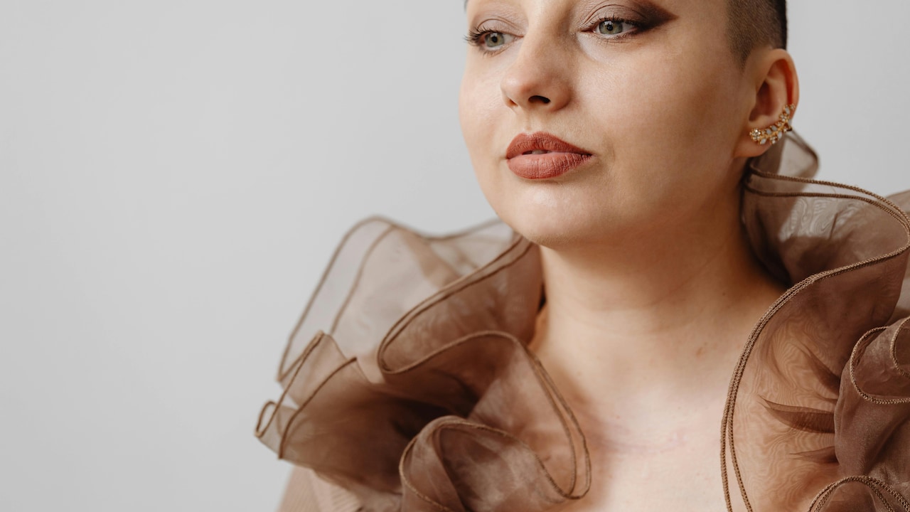 Go for ruffle tops with