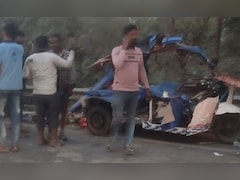 बिहार के भागलपुर में बड़ा सड़क हादसा, बस ने पिकअप वैन और ई-रिक्शा को रौंदा, 4 की मौत