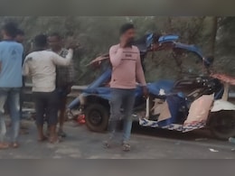 बिहार के भागलपुर में बड़ा सड़क हादसा, बस ने पिकअप वैन और ई-रिक्शा को रौंदा, 4 की मौत