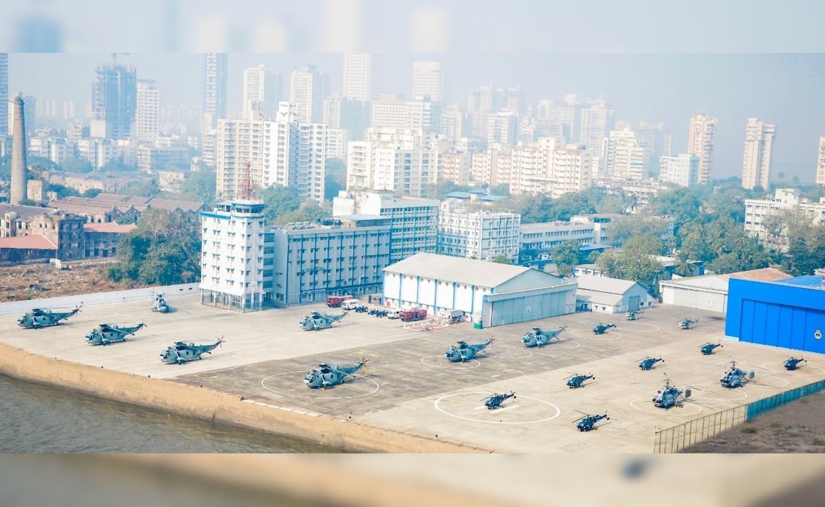 'जरूरत पड़ी तो BMC के अधिकारियों पर भी होगी कार्रवाई,' कोलाबा में नेवी के स्टेशन के पास बन रही इमारतों को लेकर बॉम्बे HC की सख्त टिप्पणी