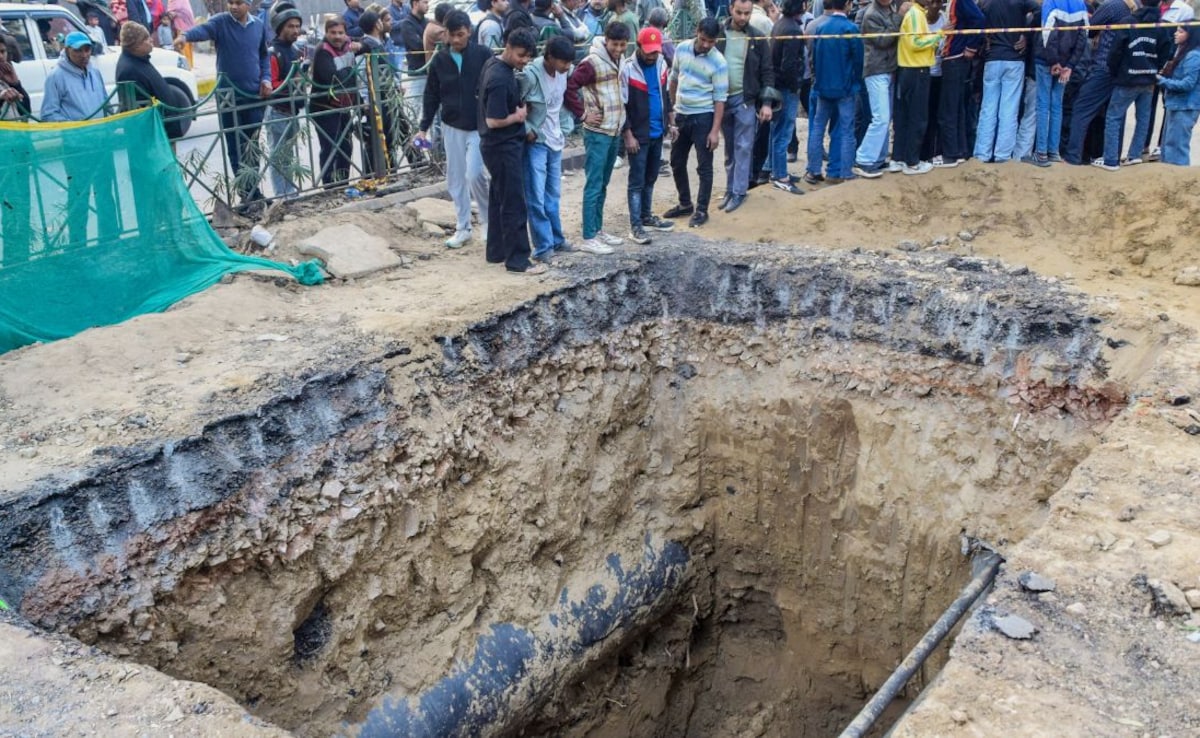 Sub-Contractor Detained After Delhi Biker Falls To Death In Construction Pit