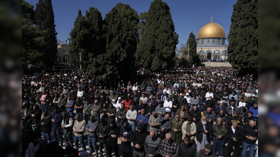 Israel Blocks Entry Of Palestinians Into Al-Aqsa Compound On First Friday of Ramadan