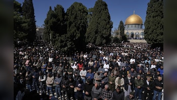 Israel Blocks Entry Of Palestinians Into Al-Aqsa Compound On First Friday of Ramadan
