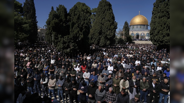 Israel Blocks Entry Of Palestinians Into Al-Aqsa Compound On First Friday of Ramadan