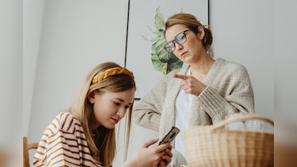 अगर बच्‍चा बात-बात पर देता है उल्‍टा जवाब, तो गुस्‍से से नहीं बनेगी बात, ऐसे करें हैंडल