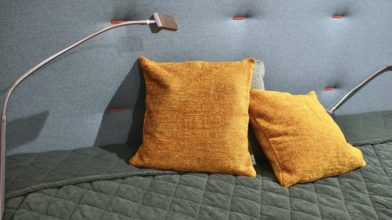 Old Sofa Looking Tired? These 5 Luxury-Look Cushion Covers Instantly Upgrade Your Living Room.