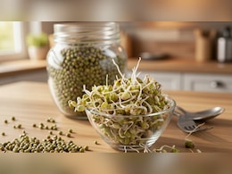 इम्युनिटी बूस्ट से लेकर दिल की सेहत तक, मूंग दाल स्प्राउट्स के कमाल के फायदे