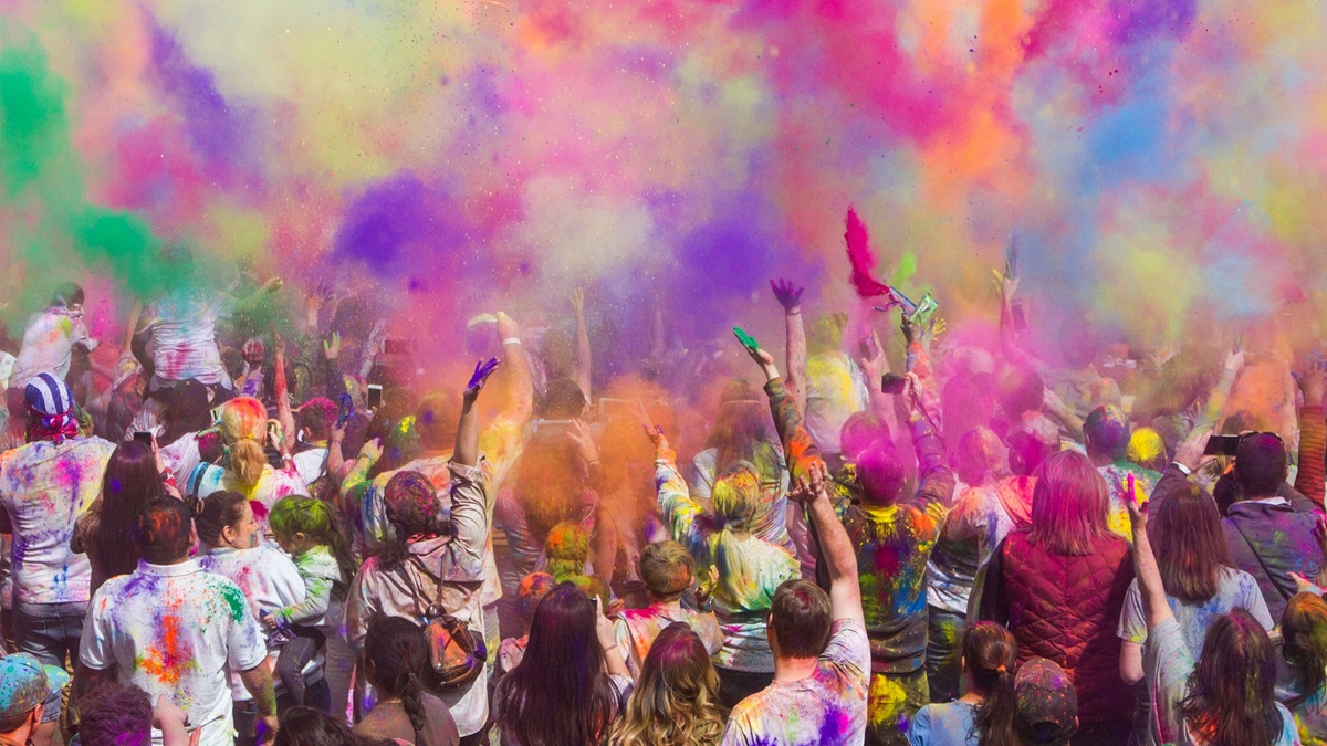 5 Most Colourful Holi Celebrations In India You Need To Experience
