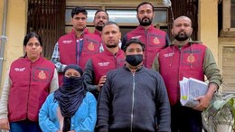 दिल्ली में ड्रग्स रैकेट का भंडाफोड़: परिवार बनकर कर रहे थे हेरोइन तस्करी, 7.5 करोड़ की 1.5 किलो हेरोइन बरामद