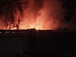 भिवाड़ी में कबाड़ के गोदाम में लगी आग, एक के बाद एक धमाकों से हड़कंप; घरों से बाहर निकले लोग